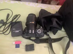 DSLR Camera