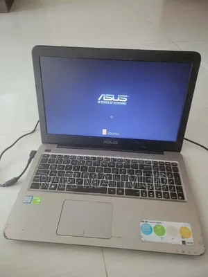 Laptop ASUS X55U 8GB Intel Core I5 SSD 256GB