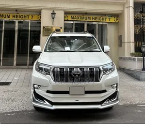 টয়োটা ল্যান্ড ক্রুজার প্রাডো ২.৭ ২০১৯ পার্ল