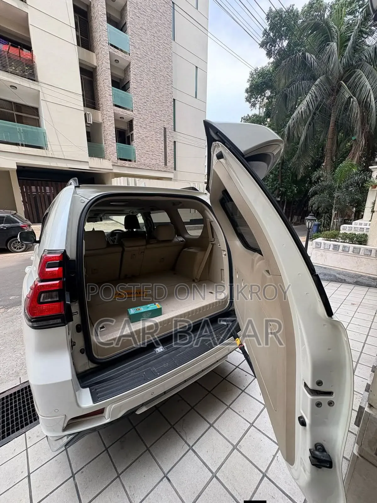 Toyota Land Cruiser Prado 2.7 2019 Pearl