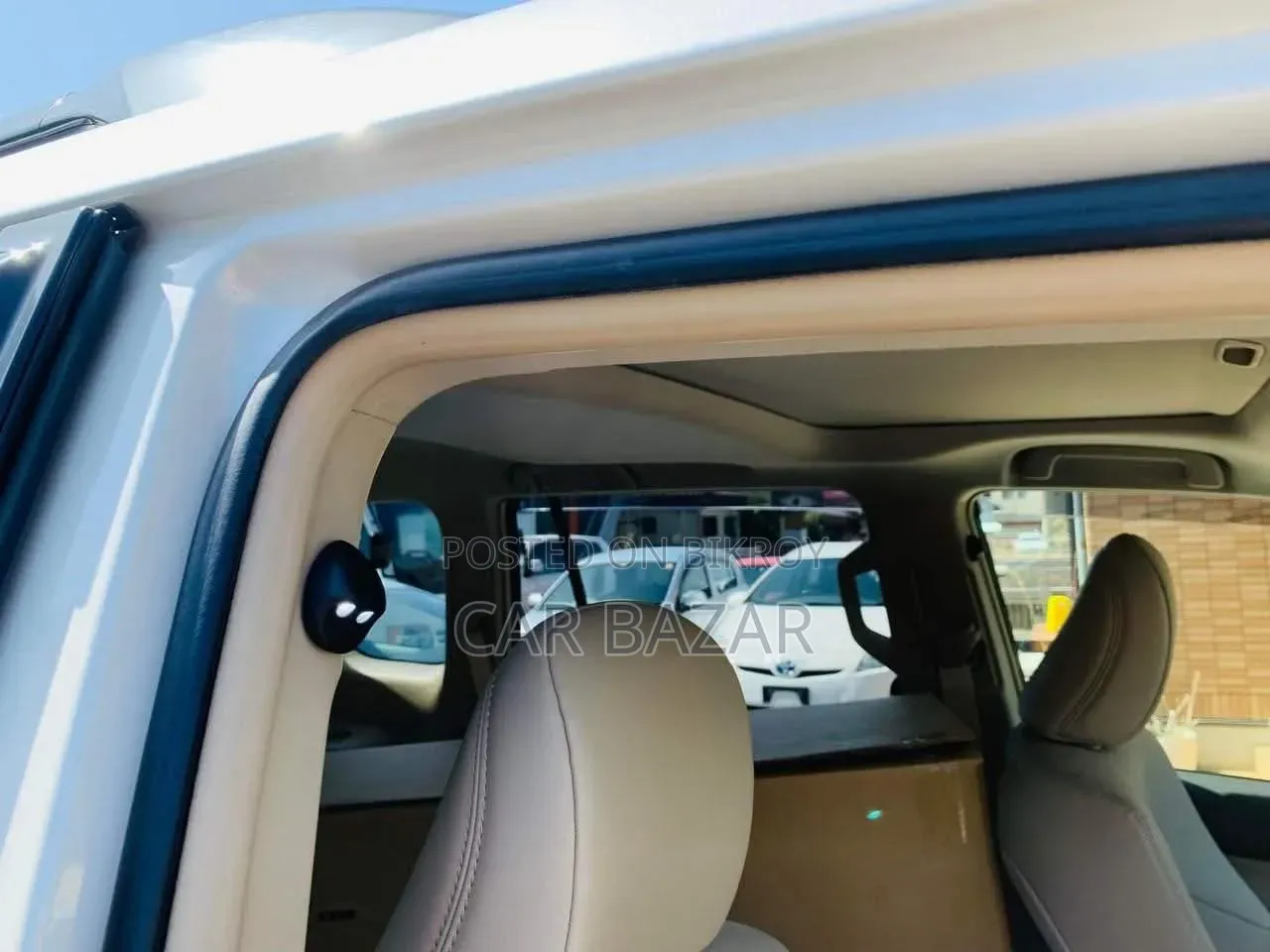 Toyota Land Cruiser Prado 2.7 2019 Pearl