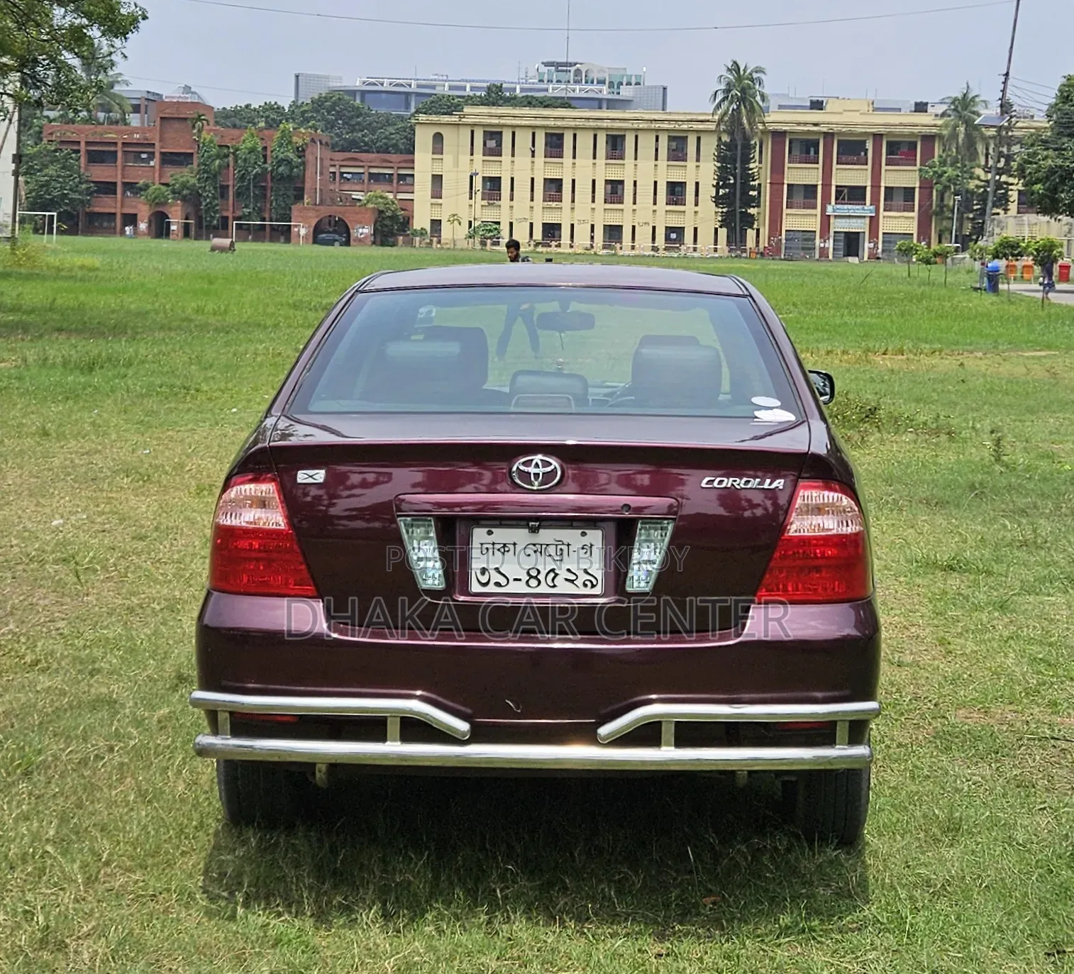 টয়োটা করোল্লা ২০০৫ মেরুন