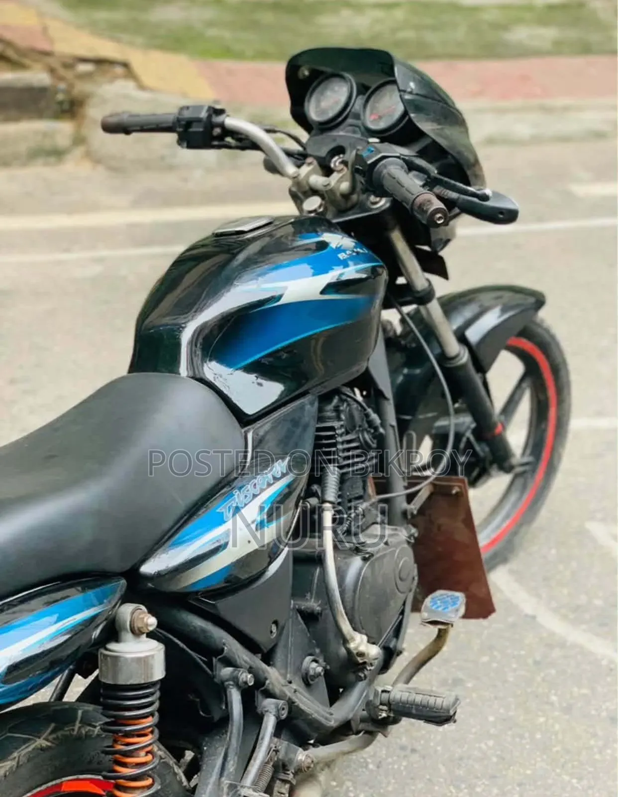 বাজাজ ডিসকভার ১৩৫ ২০০৯ নীল