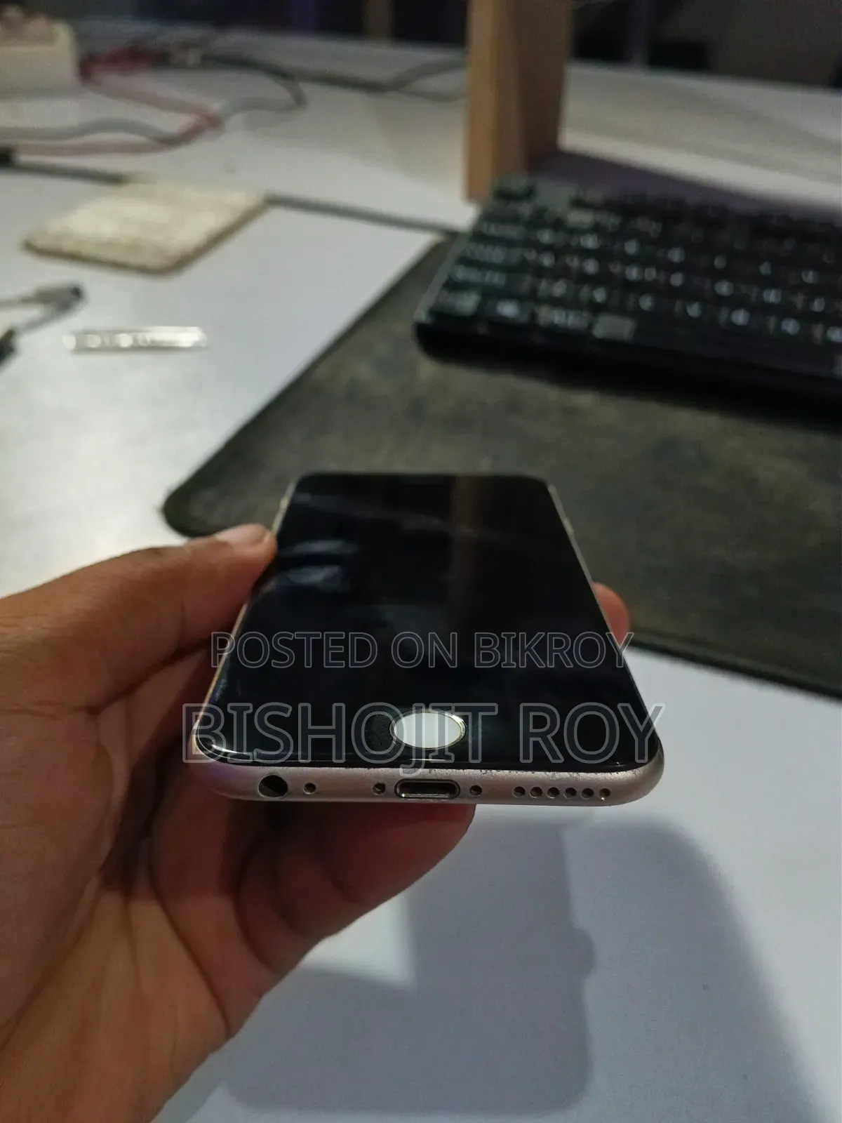 Apple iPhone 6s 16 GB Rose Gold