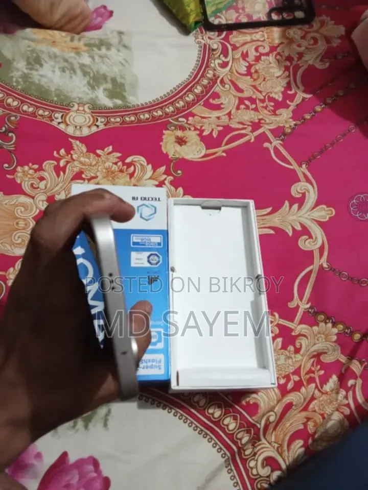 টেকনো ক্যামন ৫০ ২৫৬ জিবি সিলভার