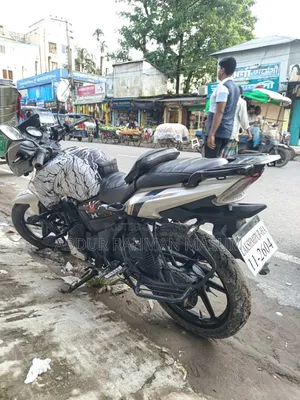 TVS Apache RTR 160 2V 2015 White