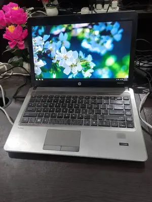 Laptop HP 3GB Intel SSD 256GB