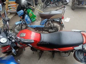 TVS Metro Plus 2018 Red
