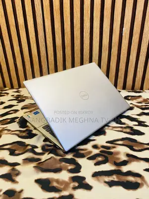 Laptop Dell 3GB Intel SSD 256GB