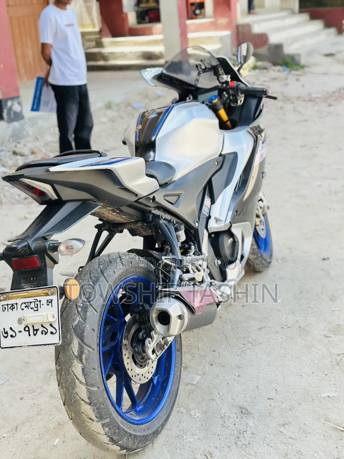 Yamaha R15M 2022 Silver