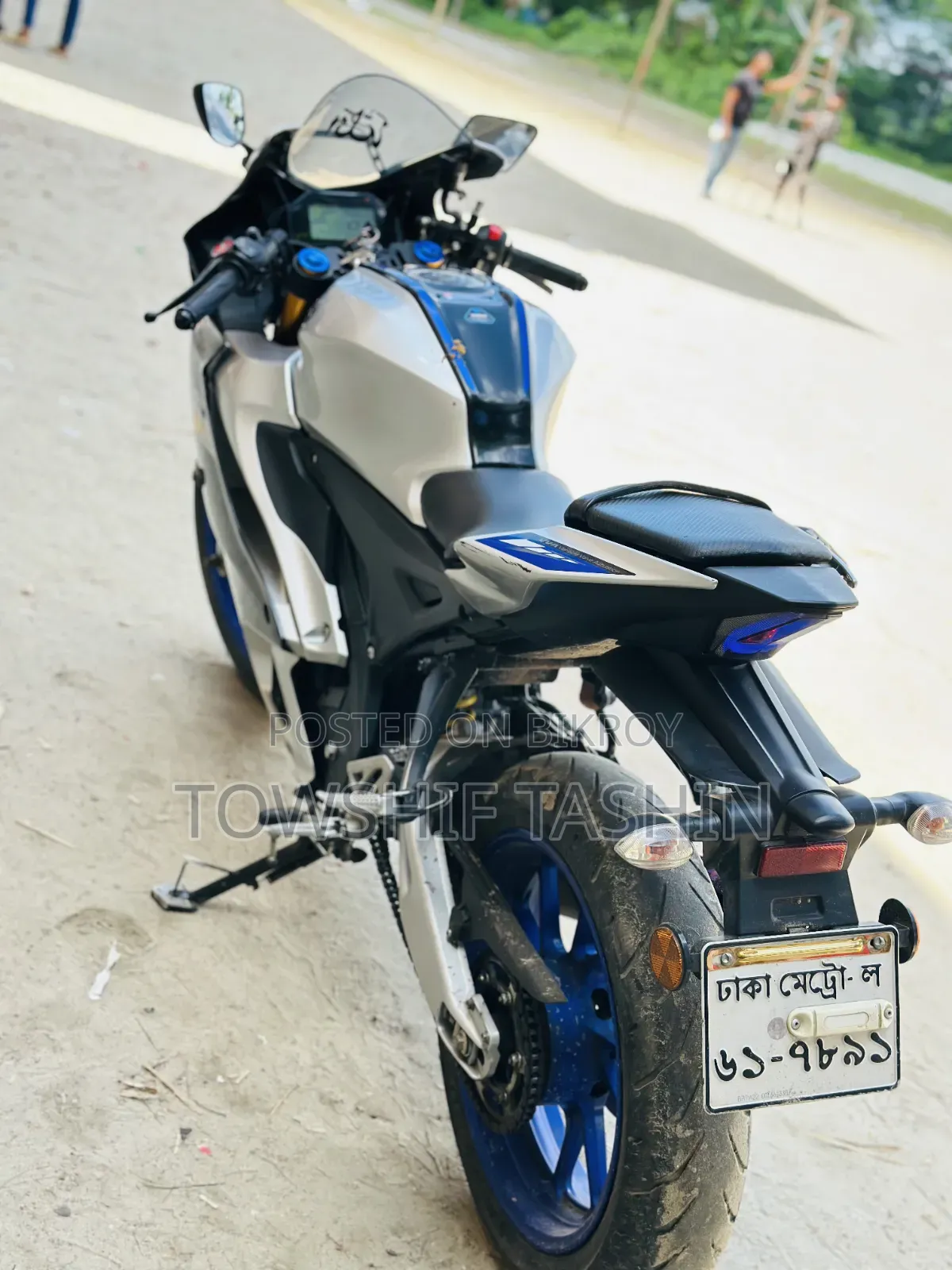 Yamaha R15M 2022 Silver