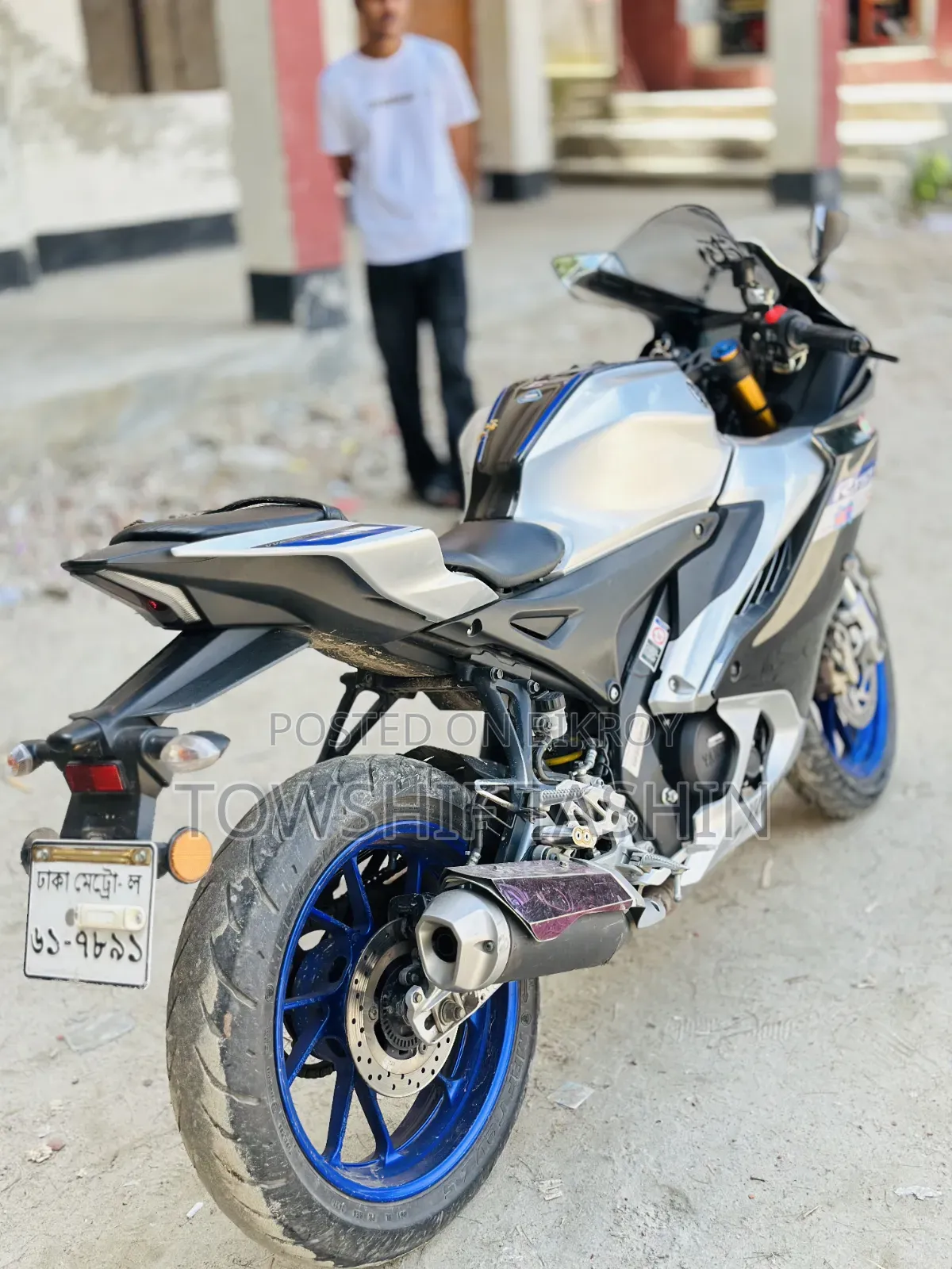 Yamaha R15M 2022 Silver