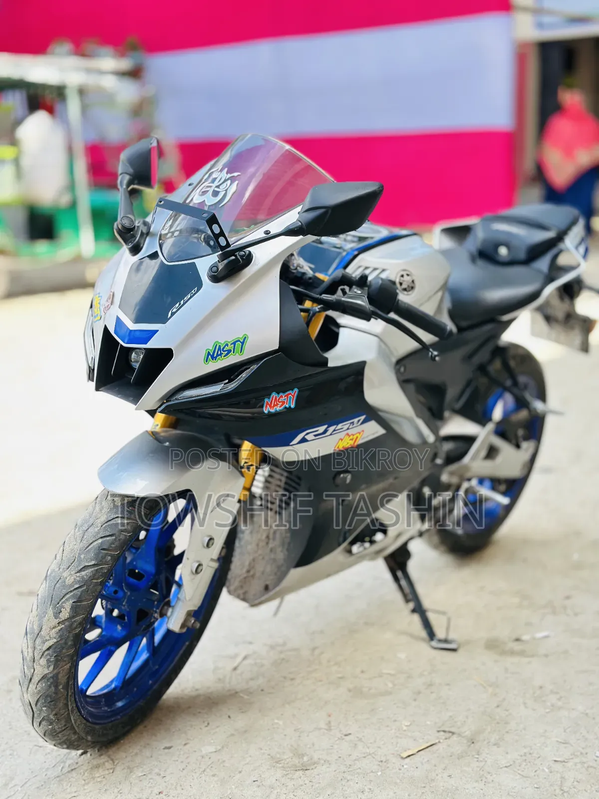 Yamaha R15M 2022 Silver