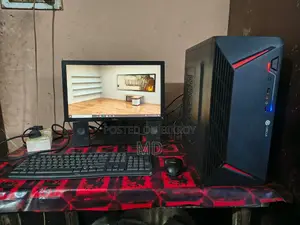 Desktop Computer 4GB Intel Core i3 1TB HDD + 128GB SSD