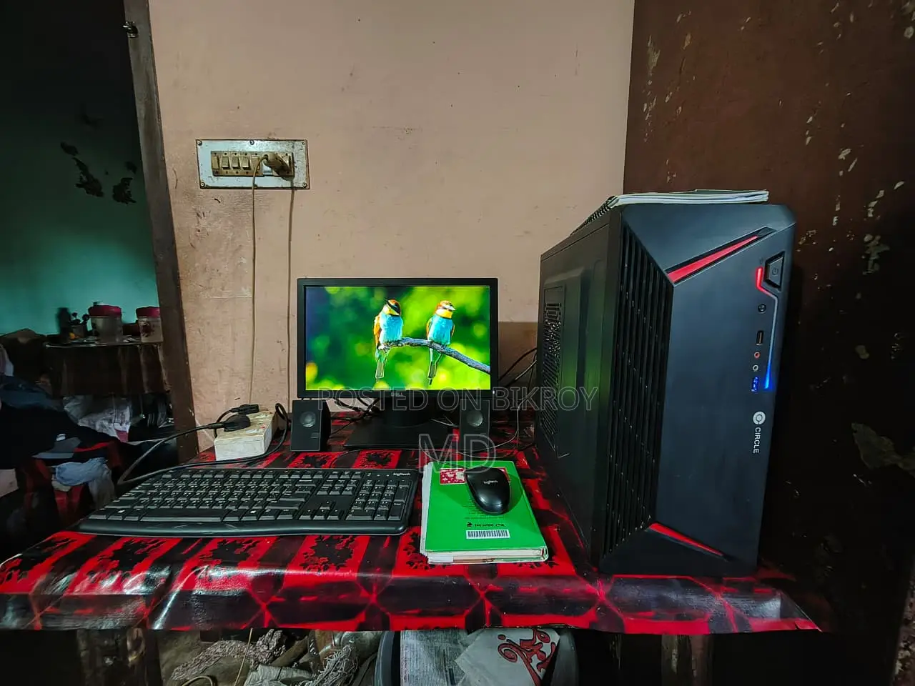 Desktop Computer 4GB Intel Core i3 1TB HDD + 128GB SSD