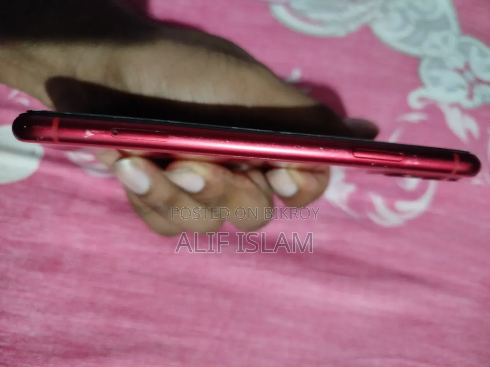 অ্যাপল আইফোন ১১ ৬৪ জিবি রেড