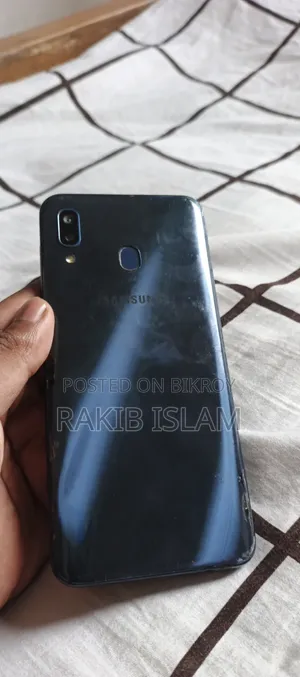 Samsung Galaxy A20 64 GB Blue