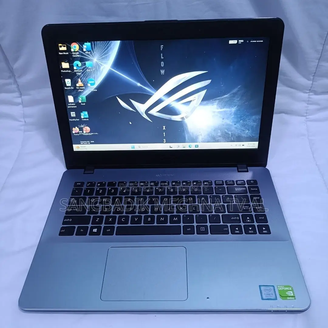 Laptop ASUS 4GB Intel SSD 500GB