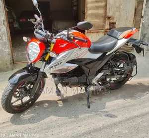 Suzuki Gixxer 2023 Orange
