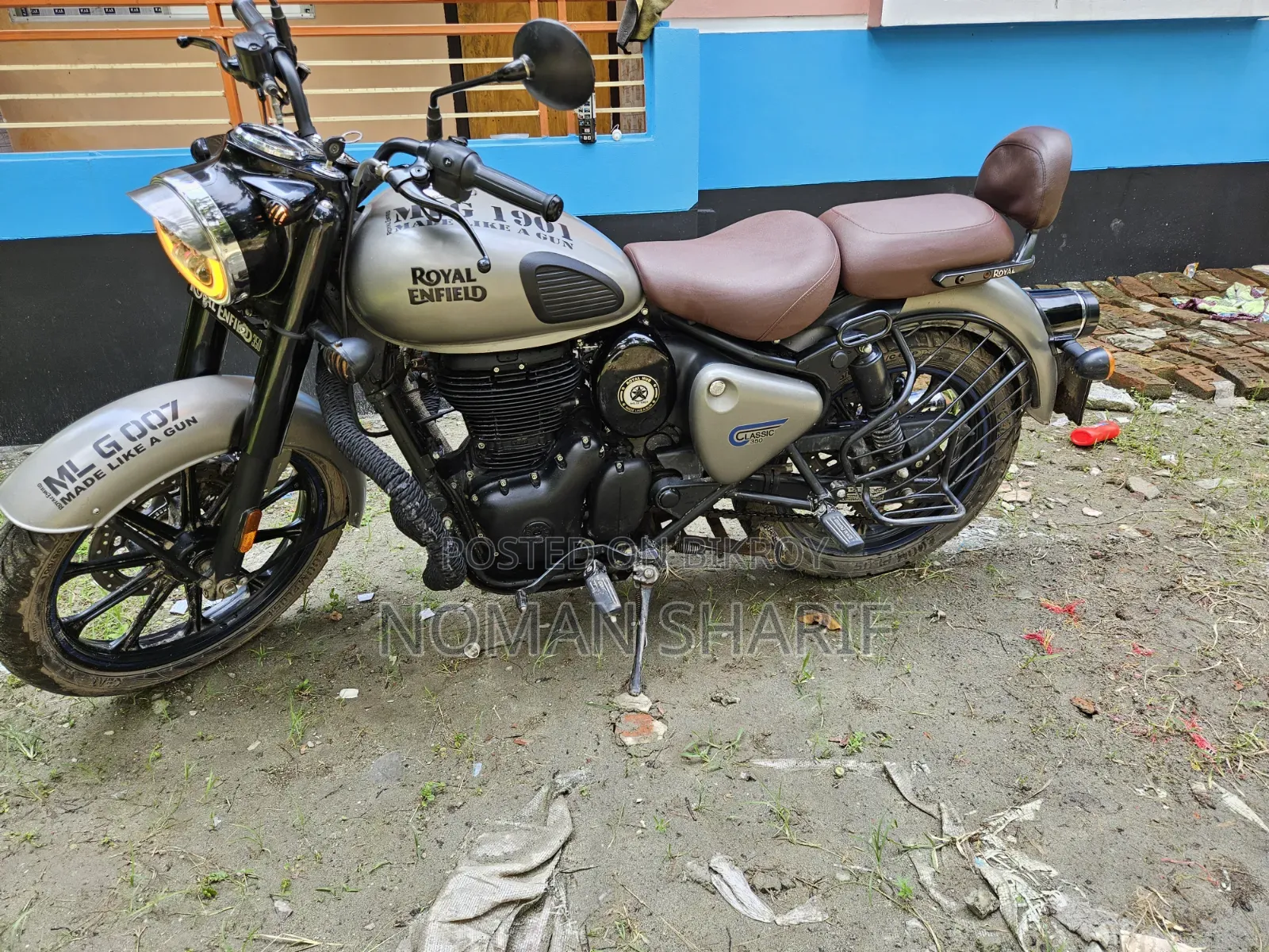 Royal Enfield Classic 350 2025 Gray