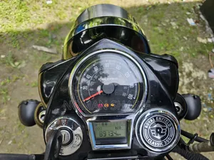 Royal Enfield Classic 350 2025 Gray