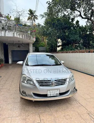 Toyota Premio 1.5 FWD 2013 Silver