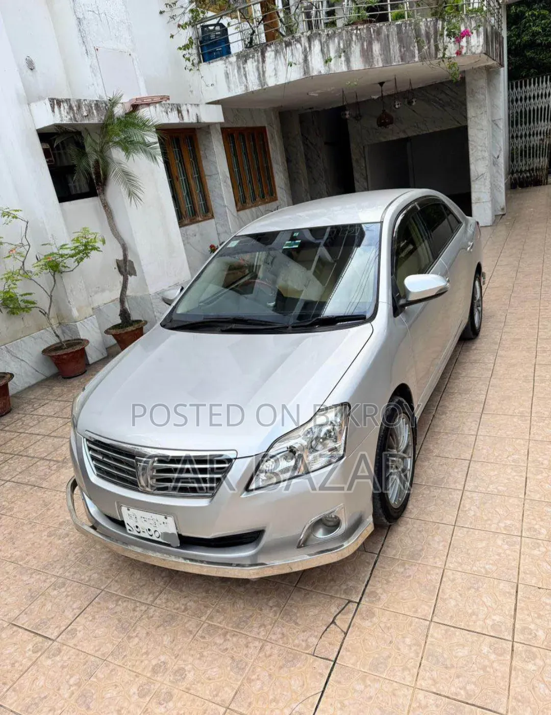 Toyota Premio 1.5 Front-Wheel Drive 2013 Silver