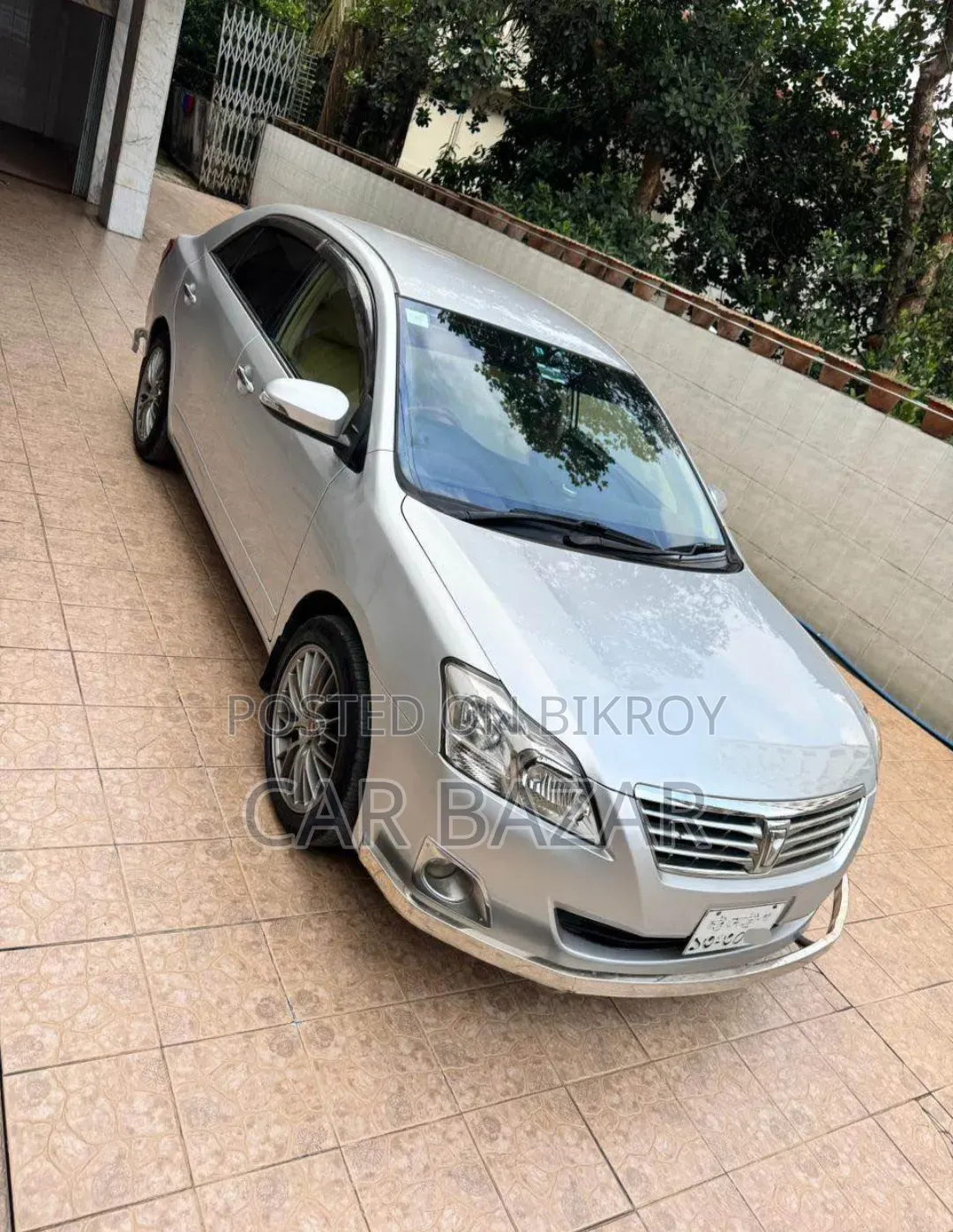Toyota Premio 1.5 Front-Wheel Drive 2013 Silver