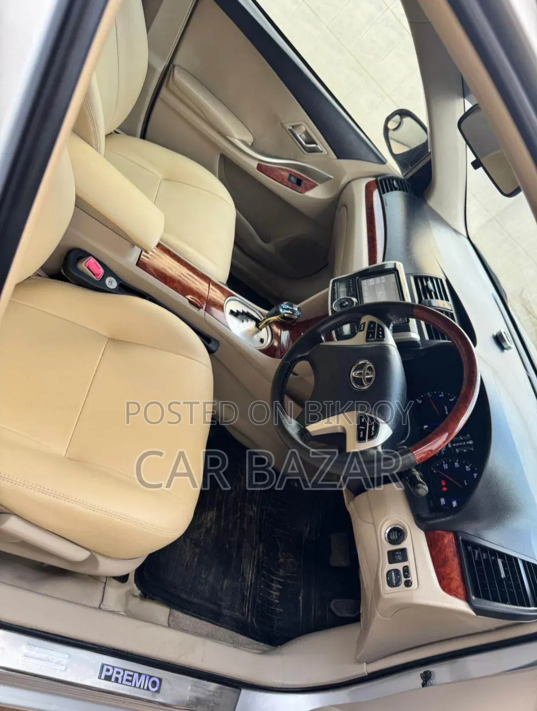 Toyota Premio 1.5 Front-Wheel Drive 2013 Silver