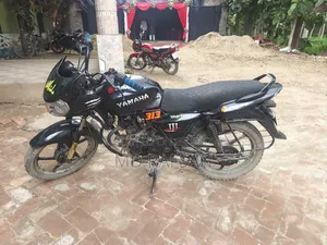 Bajaj Discover 100 2021 Black