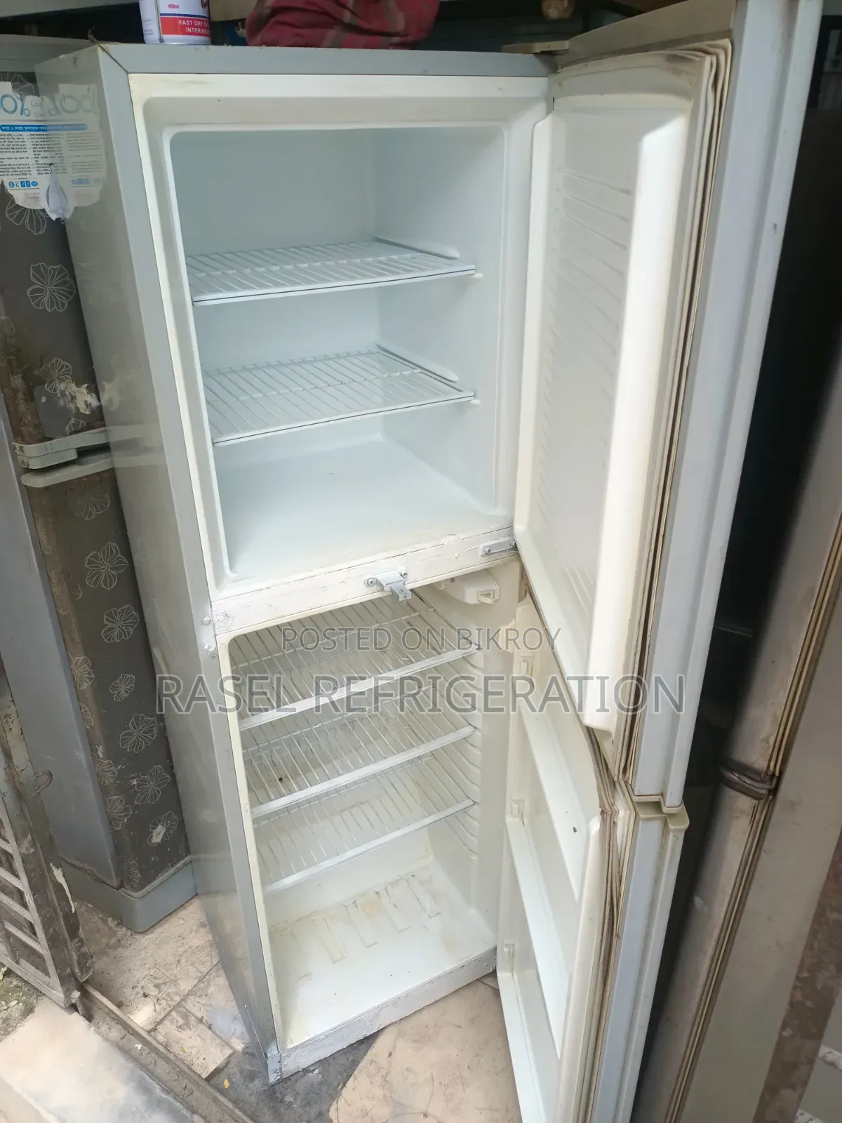 12 CFT Kelvinator Fridge for Sale