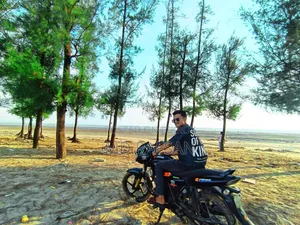 Bajaj Discover 100 2021 Black