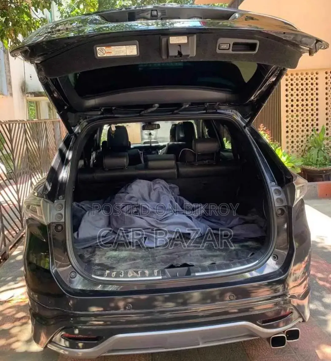Toyota Harrier 2.0 2014 Black