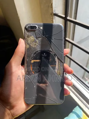 অ্যাপল আইফোন ৮ প্লাস ৬৪ জিবি ব্ল্যাক