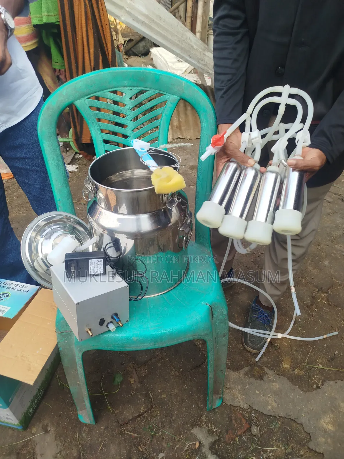Cow Milking Machine