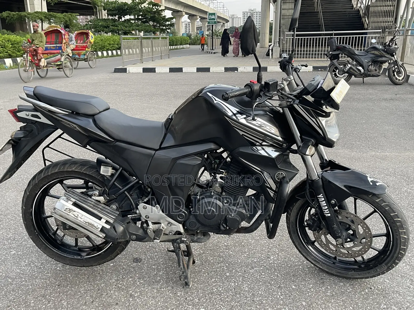 ইয়ামাহা এফজেডএস ভি২ ২০২২ কালো