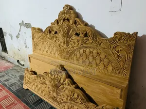 Teak Wood Bed For Sale 6/7 Feet Semi Box