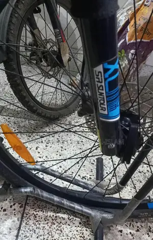 Giant Talon Original MTB | SR Suntour Suspension | Disc Brake