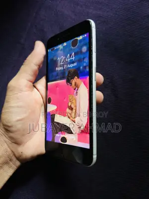 অ্যাপল আইফোন ৭ প্লাস ১২৮ জিবি হোয়াইট