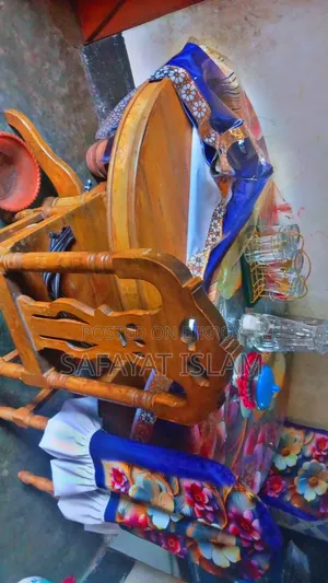 ভাল কন্ডিশন টেবিল কভার ফ্রি