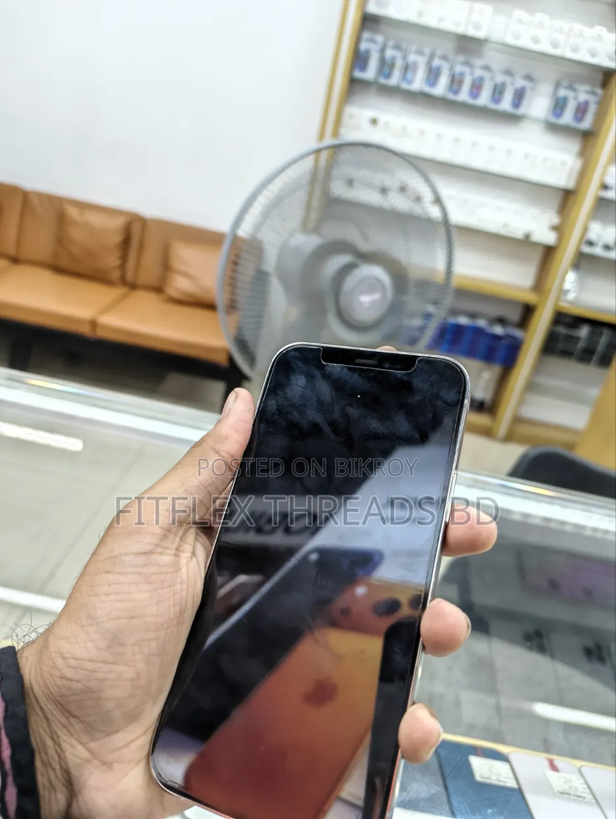 অ্যাপল আইফোন ১২ প্রো ১২৮ জিবি হোয়াইট