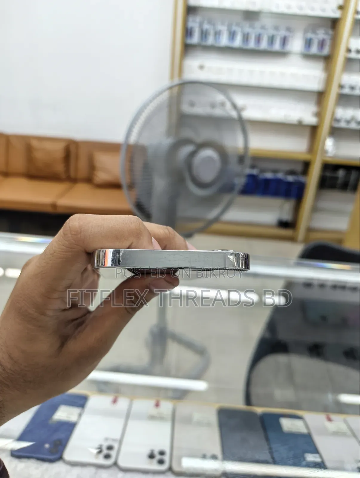 অ্যাপল আইফোন ১২ প্রো ১২৮ জিবি হোয়াইট