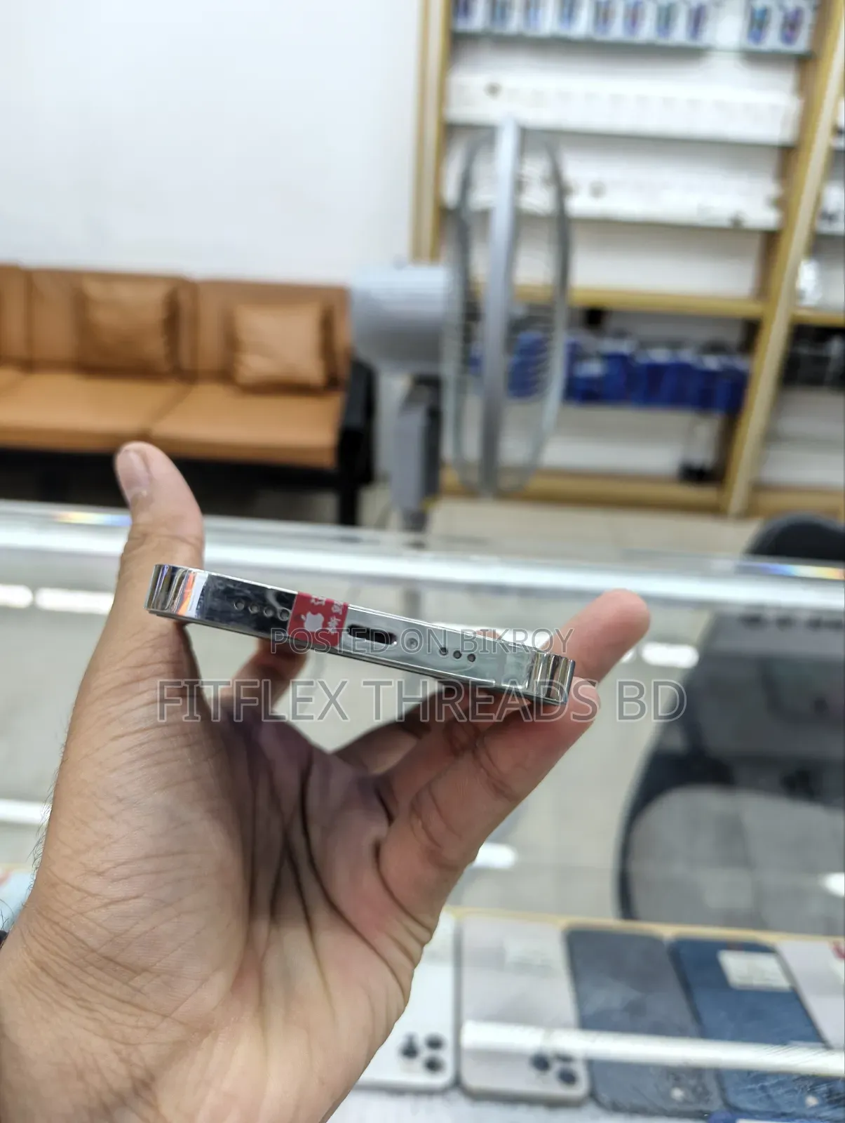 অ্যাপল আইফোন ১২ প্রো ১২৮ জিবি হোয়াইট
