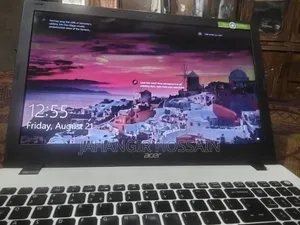 Laptop Acer 4GB Intel Core I3 HDD+SSD 500GB