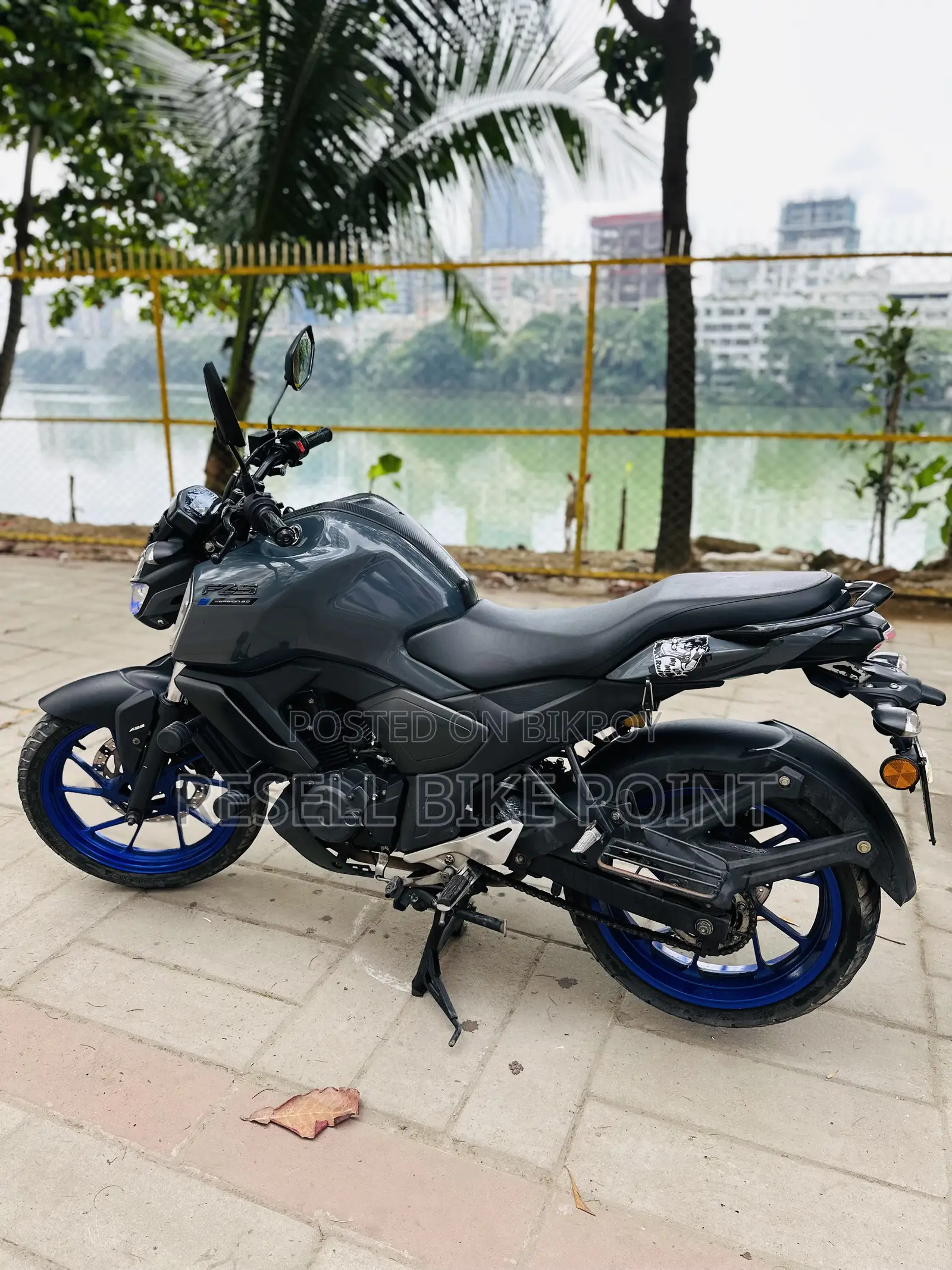 Yamaha FZS V3 2022 Gray