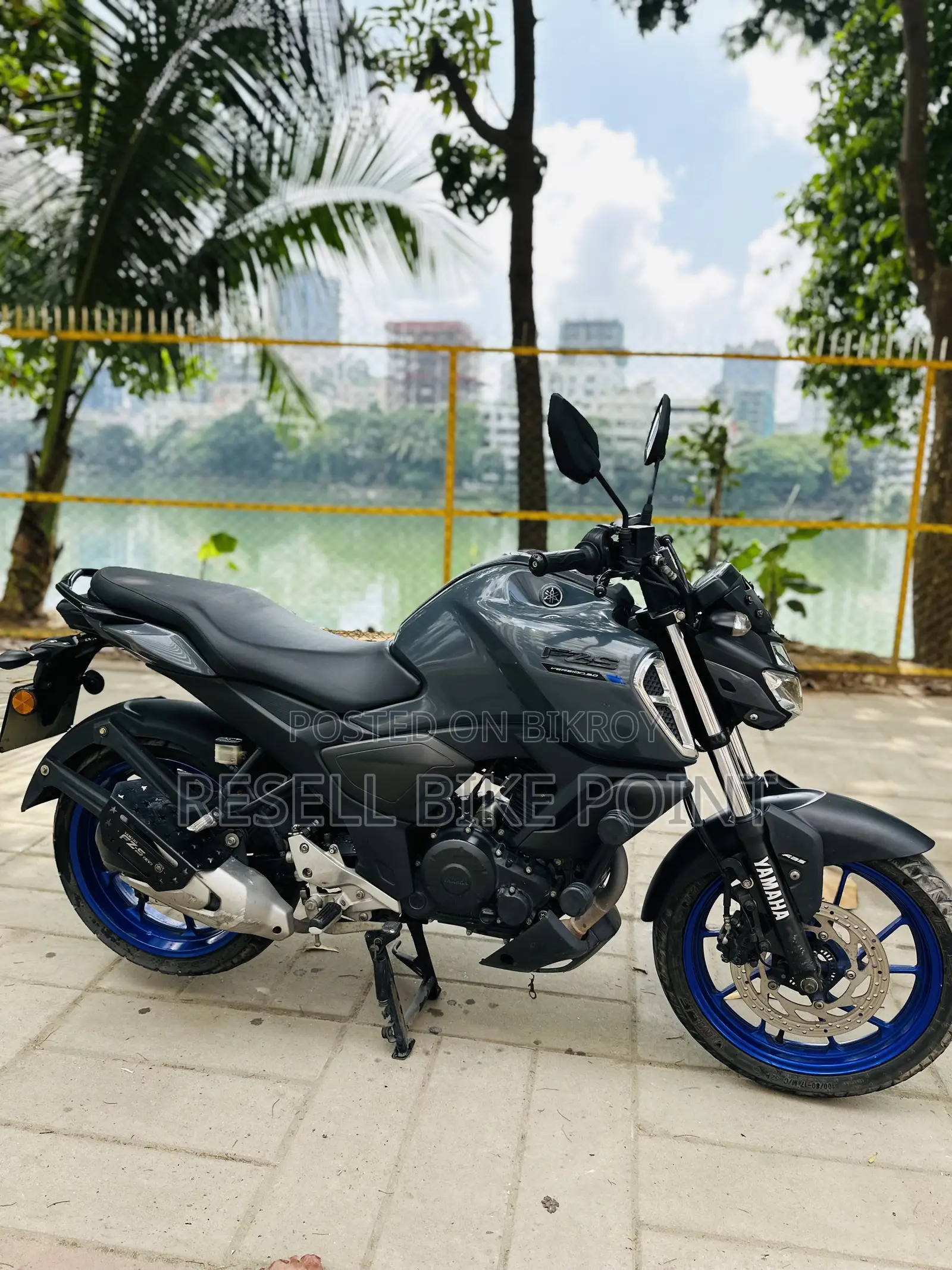 Yamaha FZS V3 2022 Gray
