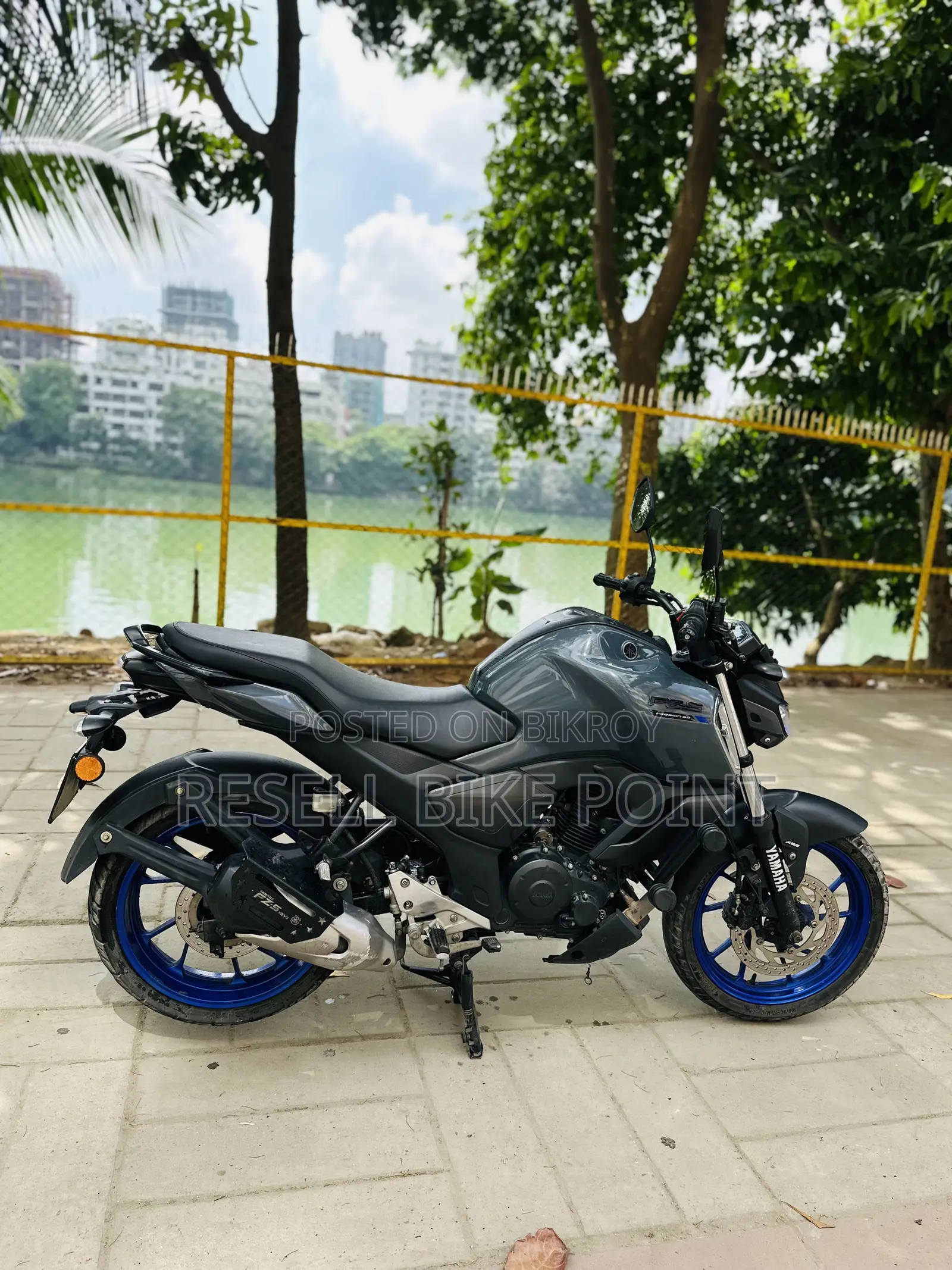 Yamaha FZS V3 2022 Gray