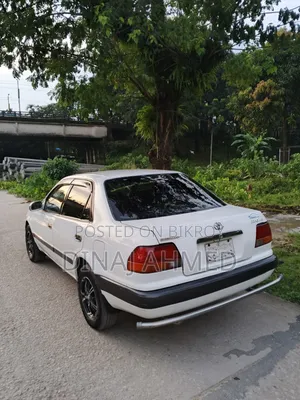 টয়োটা করলা ১৯৯৫ হোয়াইট