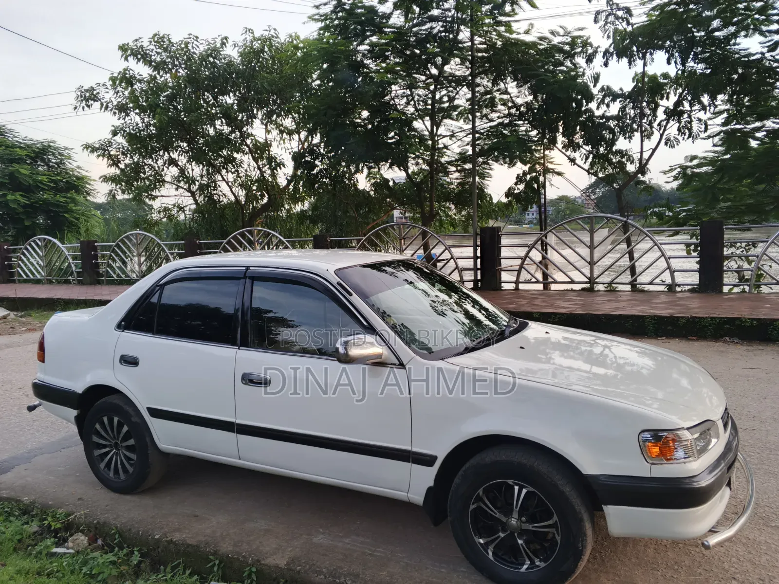 টয়োটা করলা ১৯৯৫ হোয়াইট