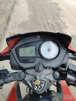 TVS Apache RTR 160 2V 2016 Red